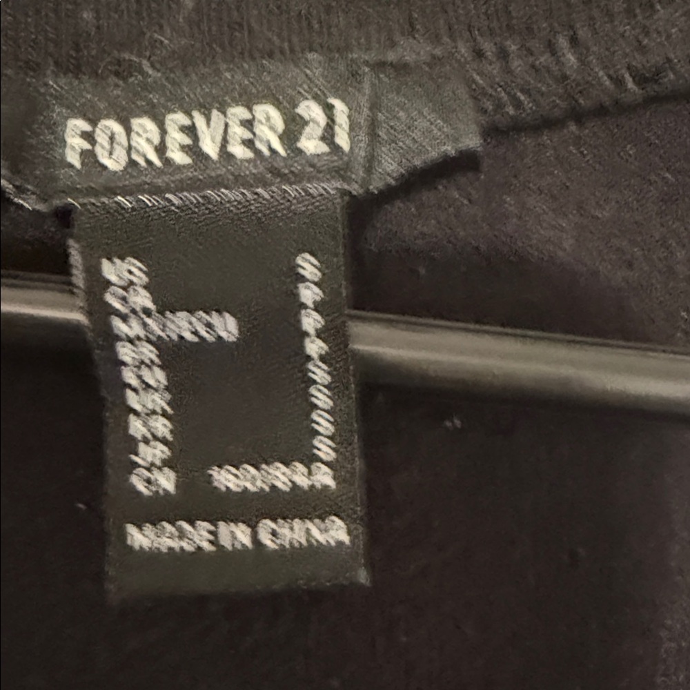 Forever 21 Black Cardigan - Picture 3 of 5